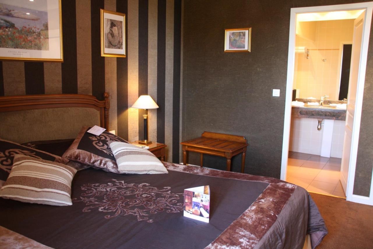 Le Manoir De La Poterie & Spa Cricquebœuf Esterno foto