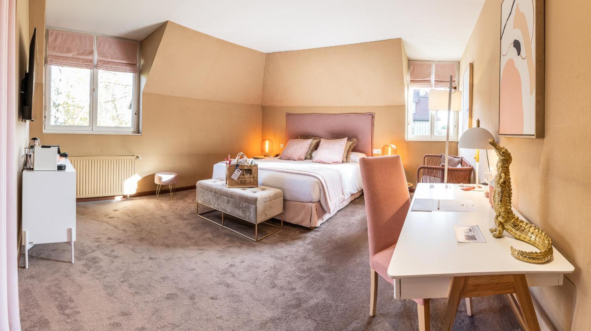 Le Manoir De La Poterie & Spa Cricquebœuf Esterno foto